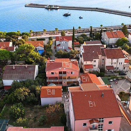 Apartments Bella Sky II Новалья Экстерьер фото